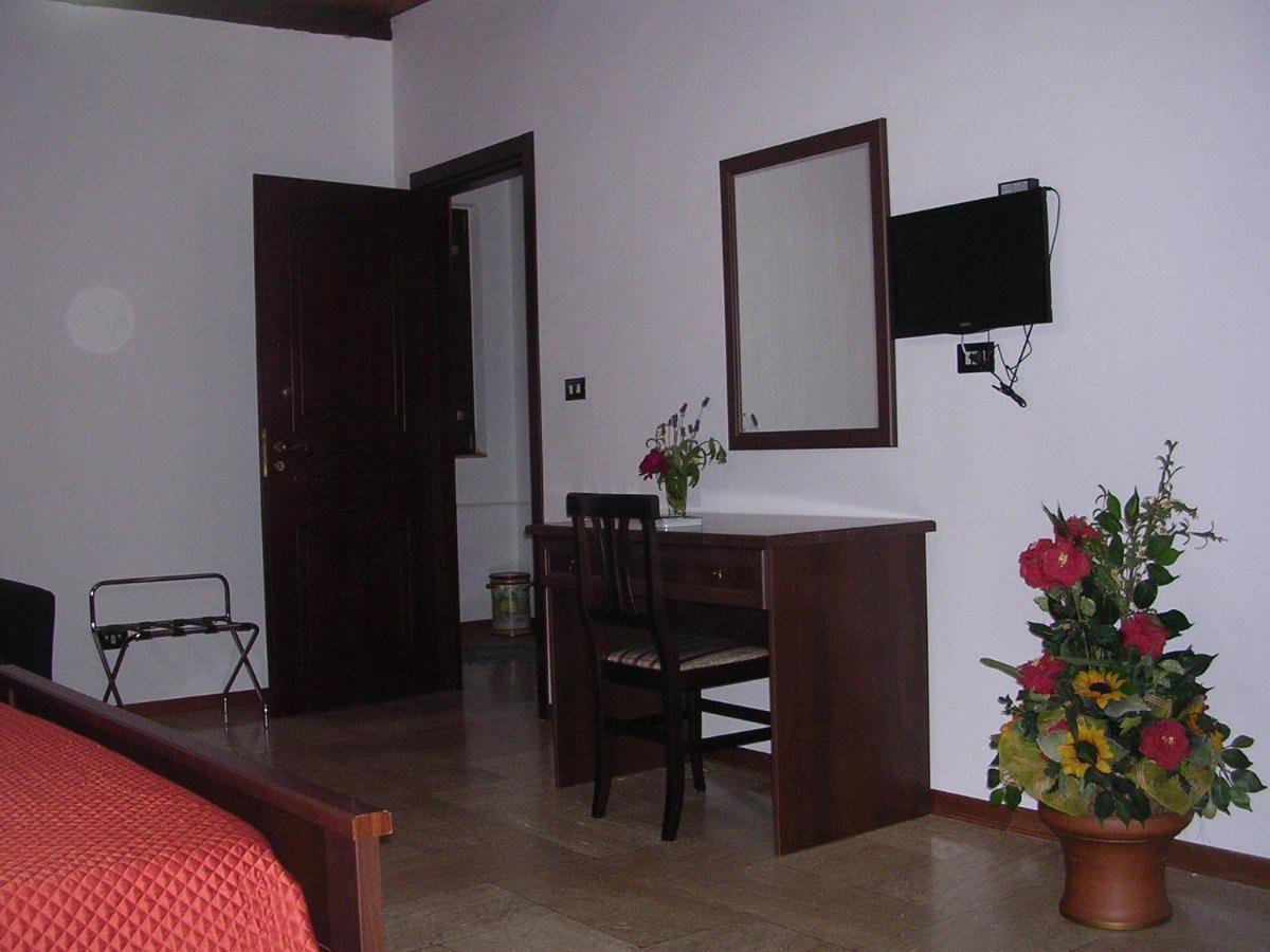 Il Mirto E La Rosa Bed & Breakfast Agrigento Rom bilde