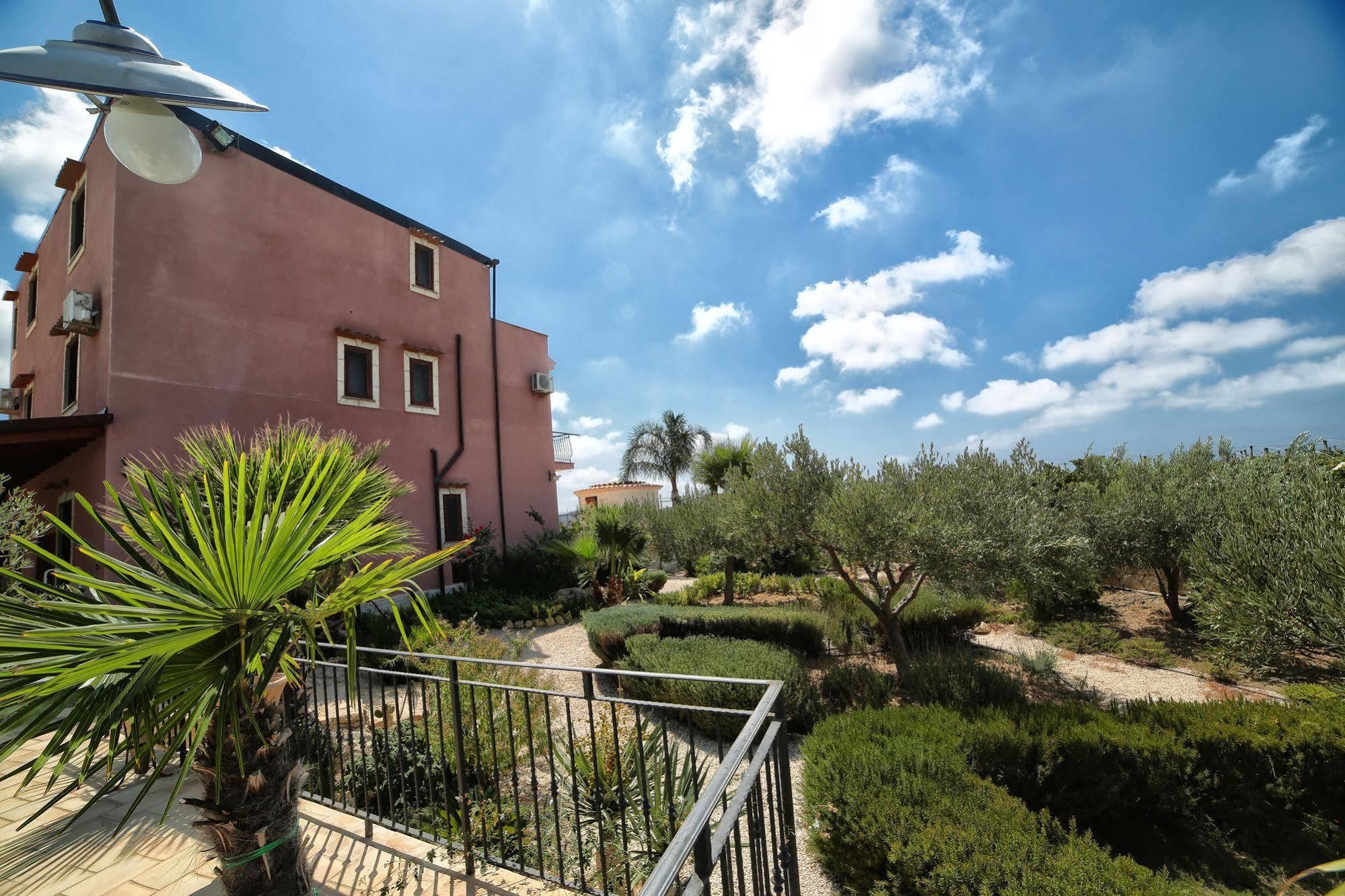 Il Mirto E La Rosa Bed & Breakfast Agrigento Eksteriør bilde